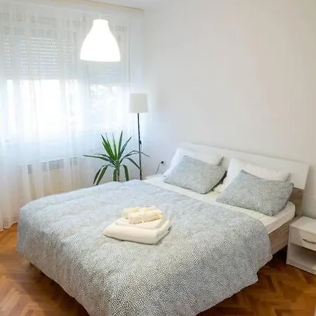 Dora Apartment Nis Exterior photo