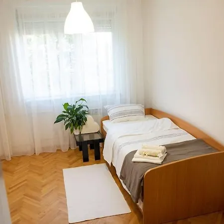 Dora Apartment Nis Exterior photo